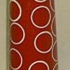 Vase, rød med hvite sirkler